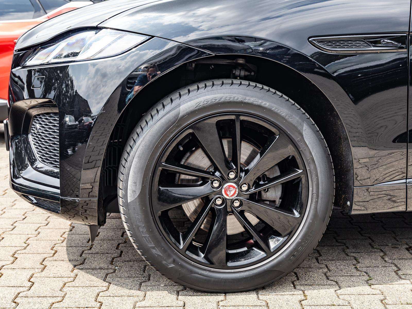 Fahrzeugbild eines Jaguar F-PACE