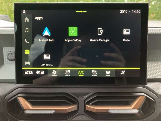Fahrzeugbild eines Dacia Duster