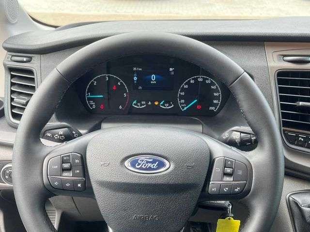 Fahrzeugbild eines Ford Transit