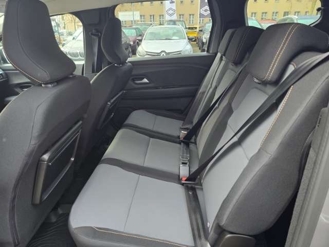 Fahrzeugbild eines Dacia Jogger