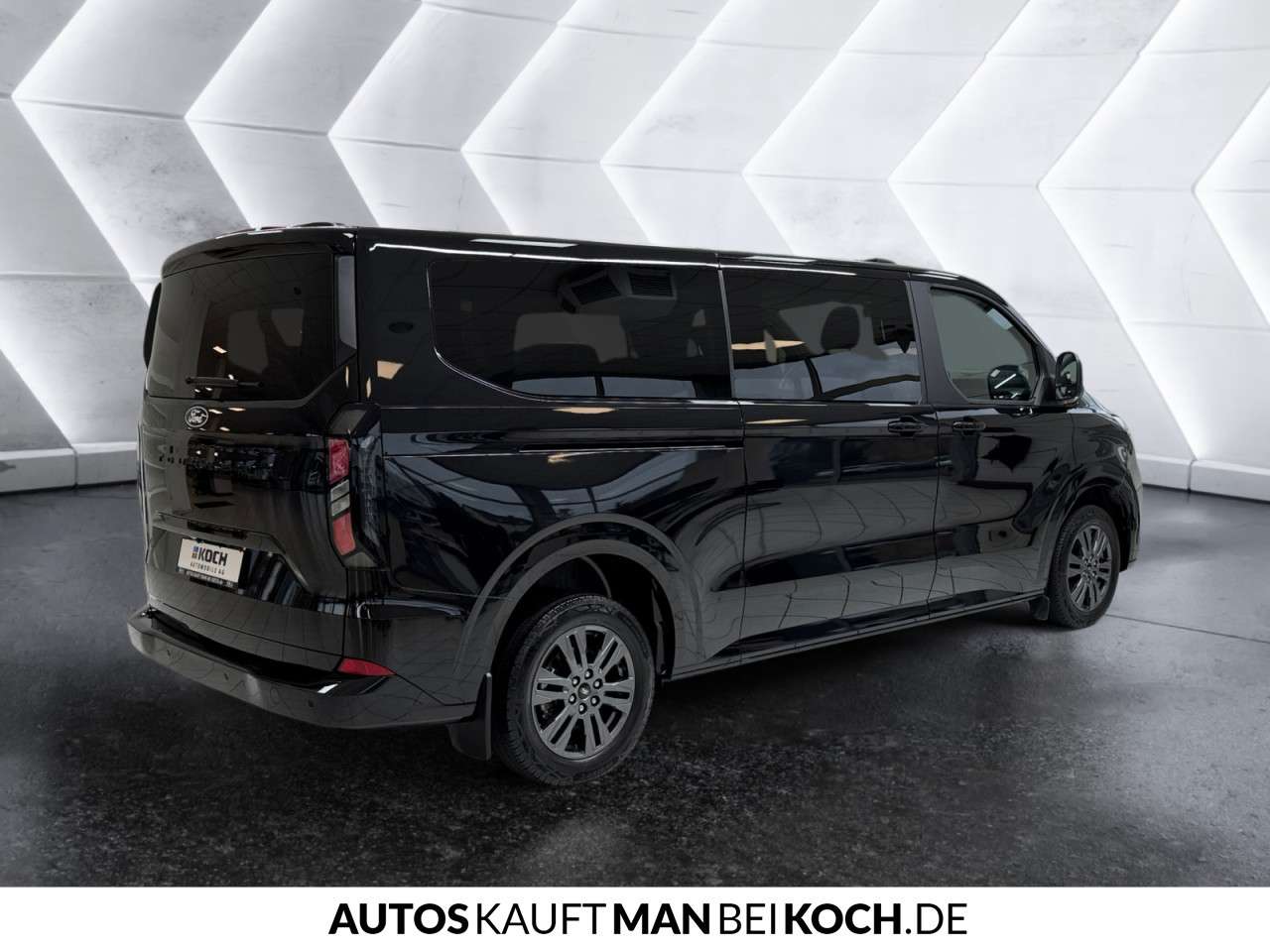 Fahrzeugbild eines Ford Tourneo Custom