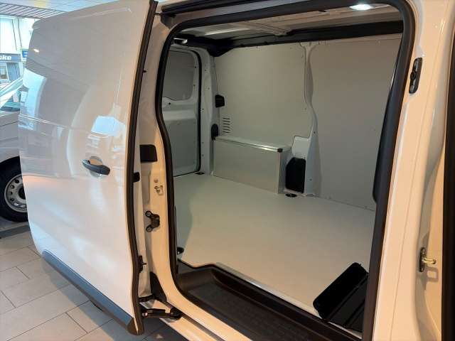 Fahrzeugbild eines Opel Vivaro