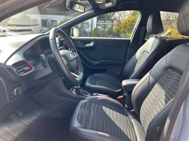 Fahrzeugbild eines Ford Puma