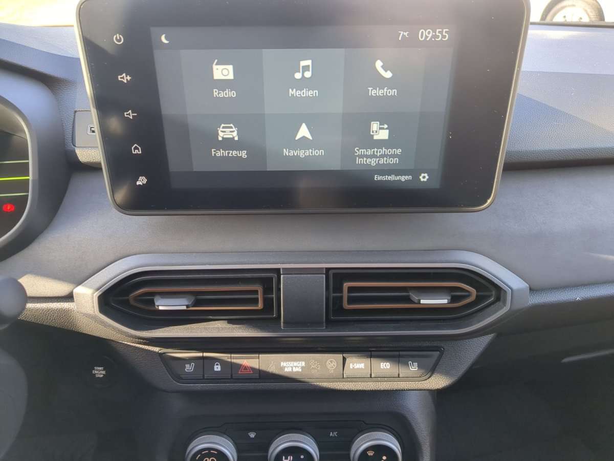 Fahrzeugbild eines Dacia Jogger