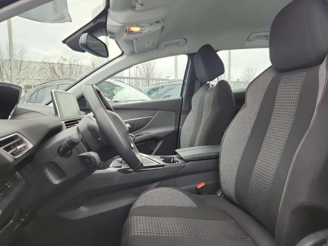 Fahrzeugbild eines Peugeot 3008