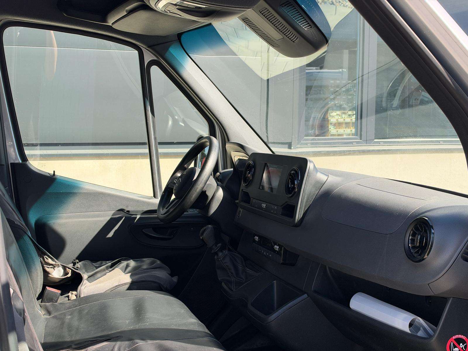 Fahrzeugbild eines Mercedes-Benz Sprinter