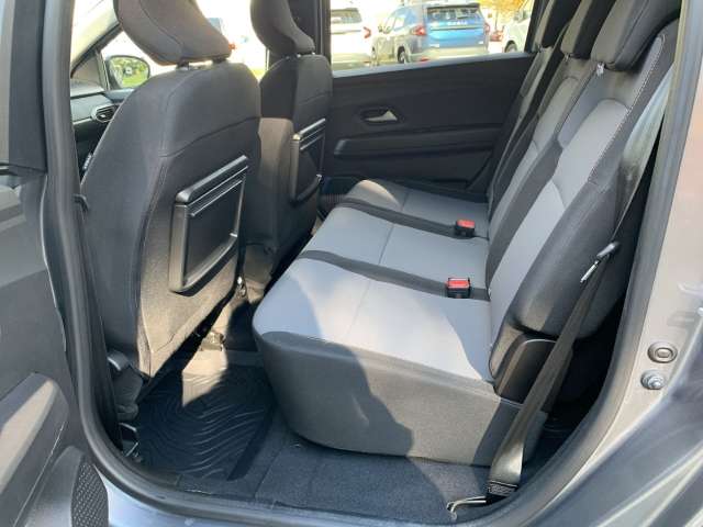 Fahrzeugbild eines Dacia Jogger