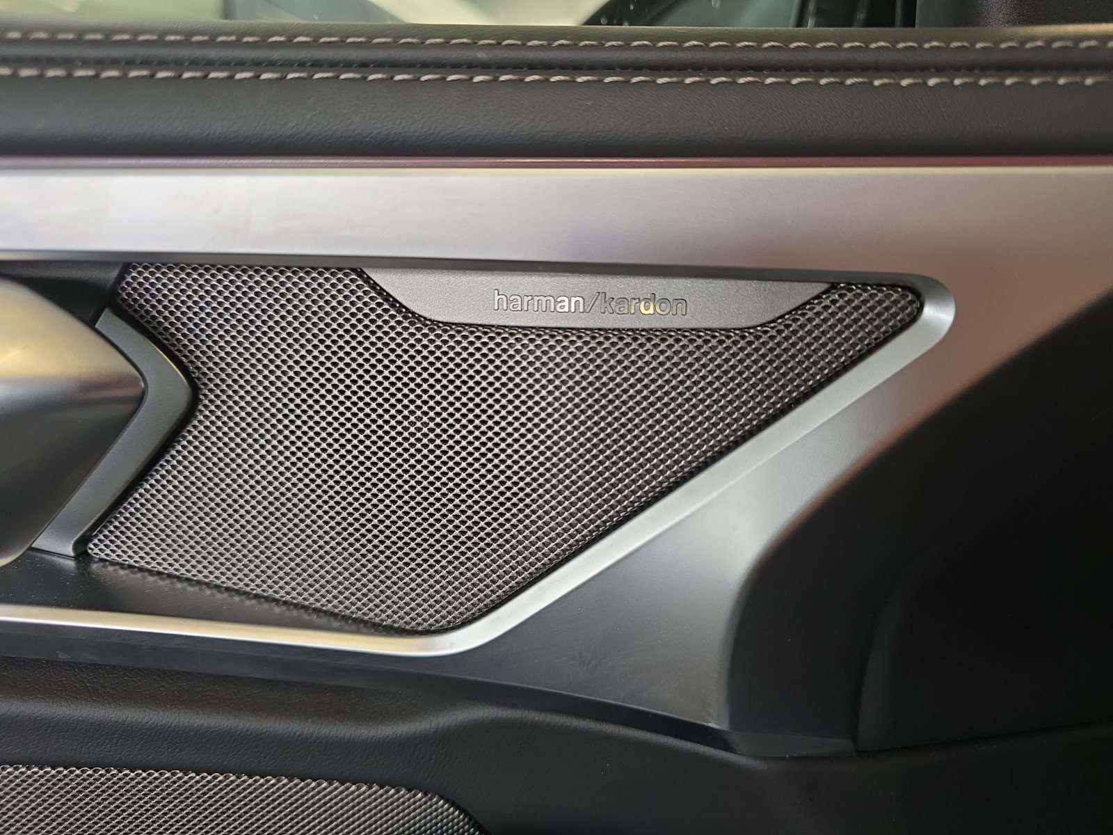 Fahrzeugbild eines BMW 8er-Reihe