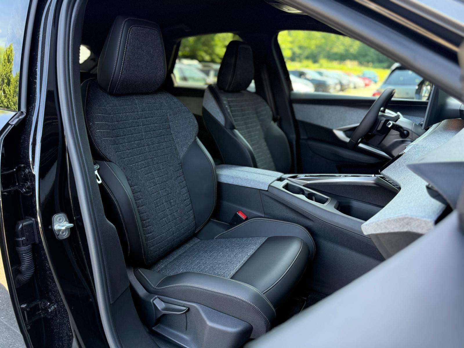 Fahrzeugbild eines Peugeot 3008