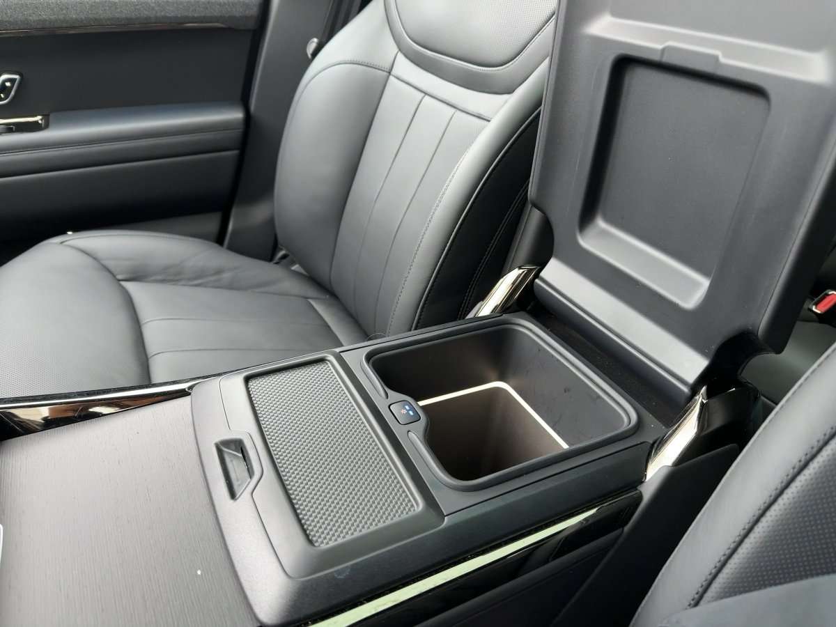 Fahrzeugbild eines Land Rover Range Rover Sport