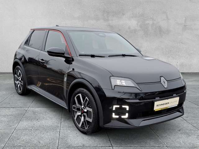 Fahrzeugbild eines Renault 5 E-TECH