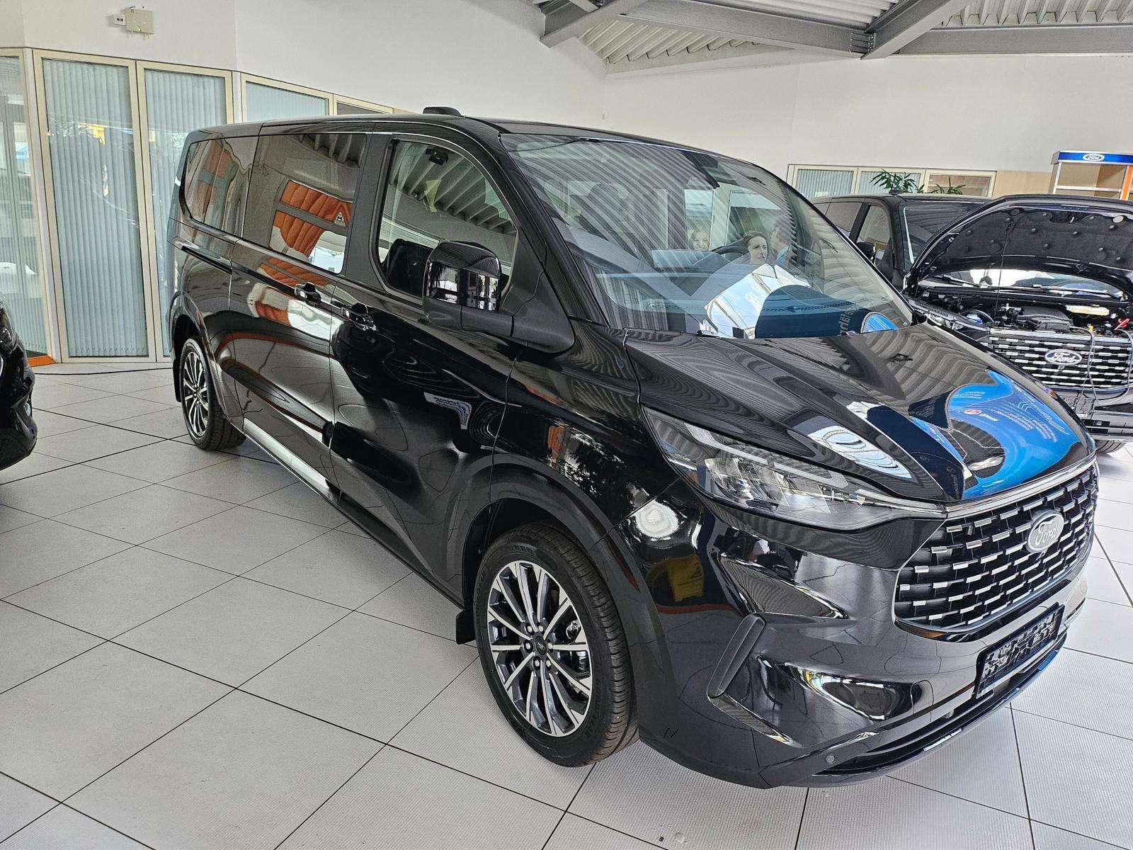 Fahrzeugbild eines Ford Tourneo Custom