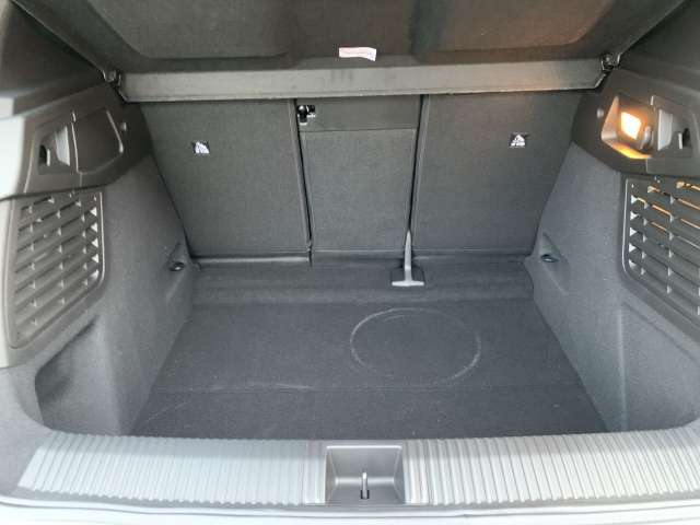 Fahrzeugbild eines Renault Scenic E-TECH