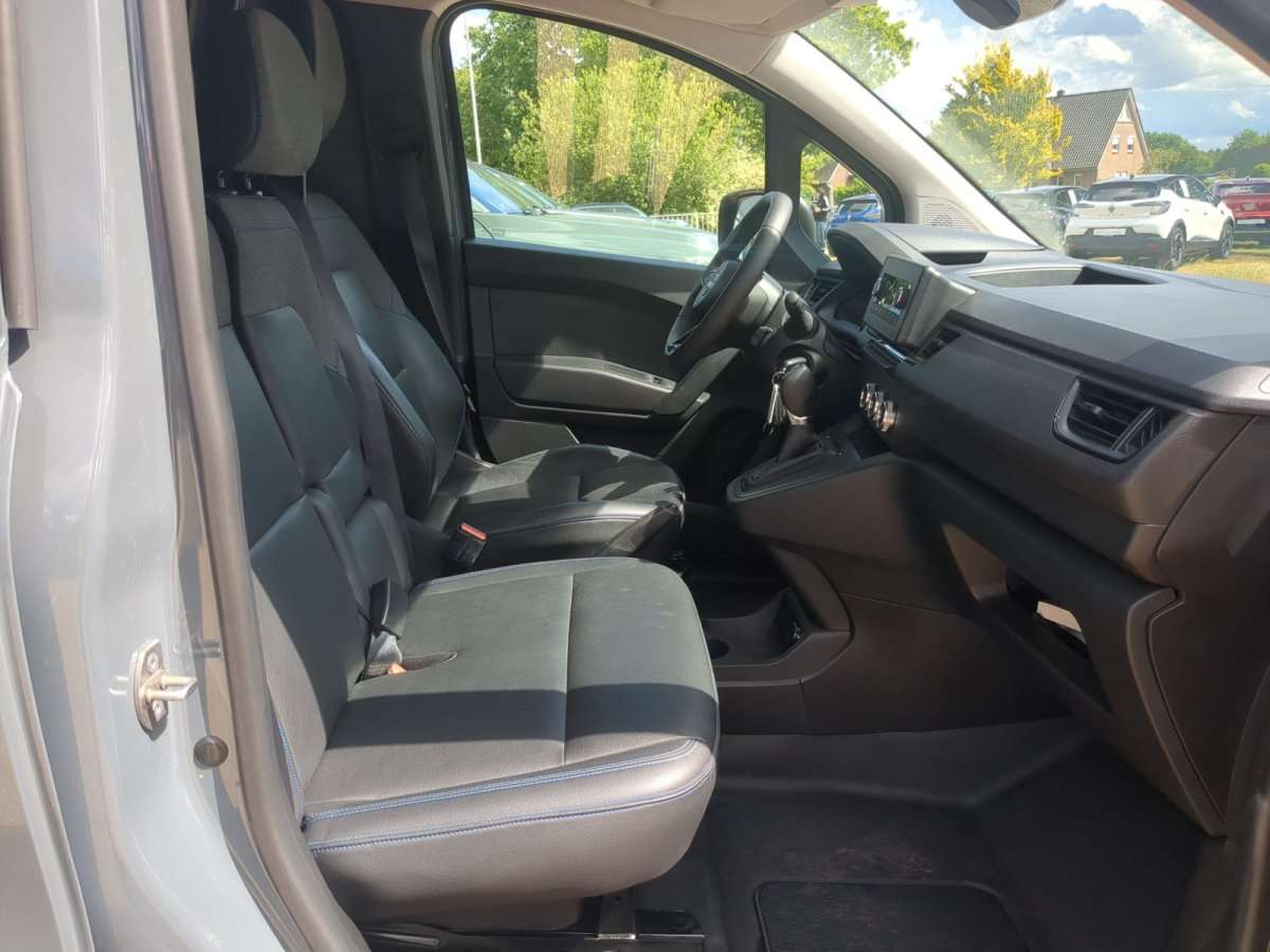 Fahrzeugbild eines Nissan Townstar
