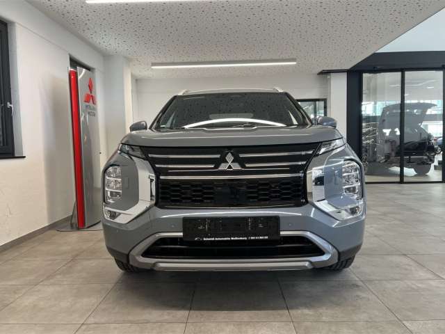 Fahrzeugbild eines Mitsubishi Outlander