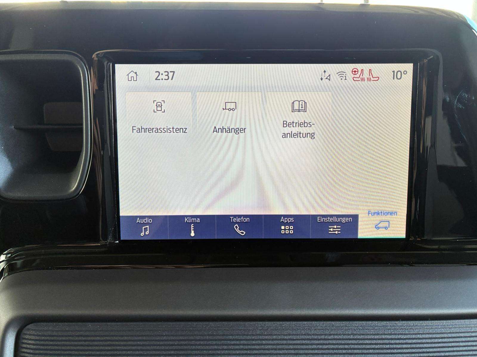 Fahrzeugbild eines Ford Tourneo Courier