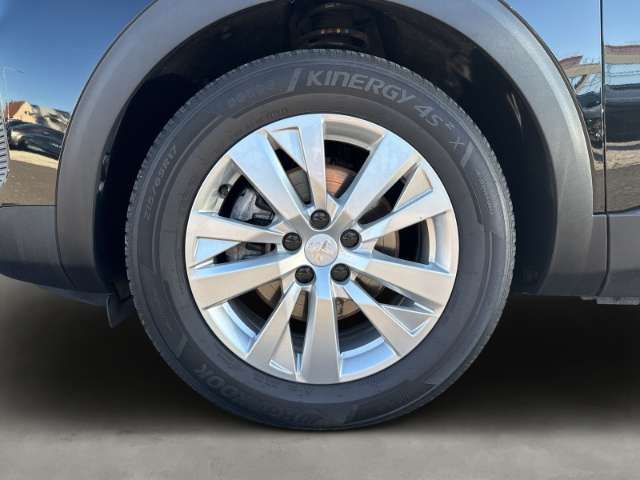 Fahrzeugbild eines Peugeot 5008