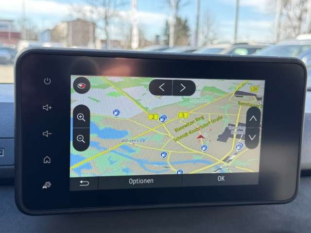 Fahrzeugbild eines Dacia Sandero