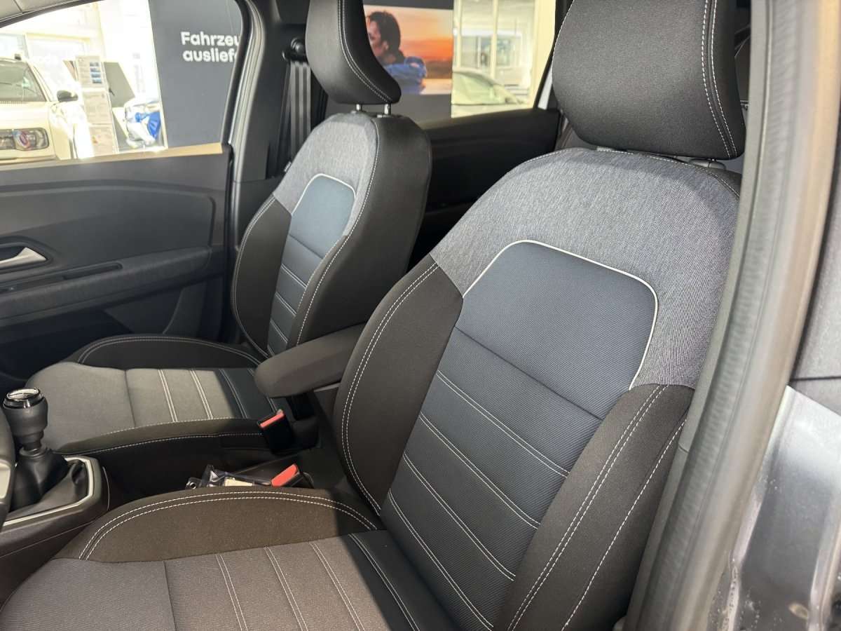 Fahrzeugbild eines Dacia Jogger