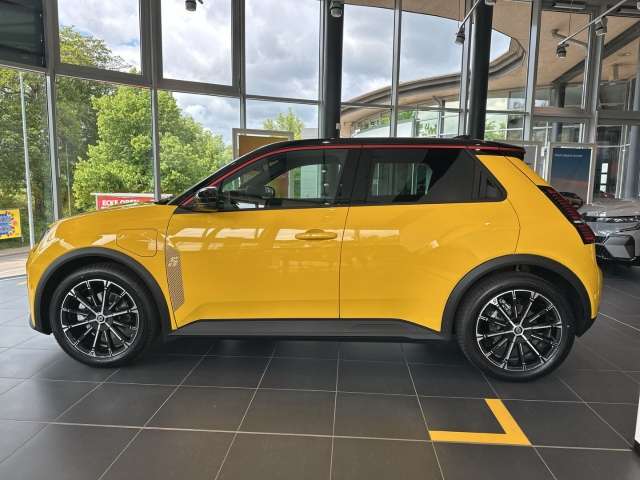 Fahrzeugbild eines Renault 5 E-TECH