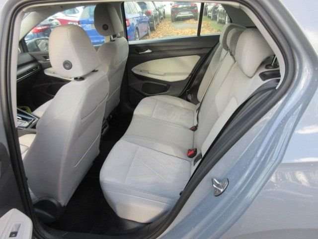 Fahrzeugbild eines Volkswagen Golf
