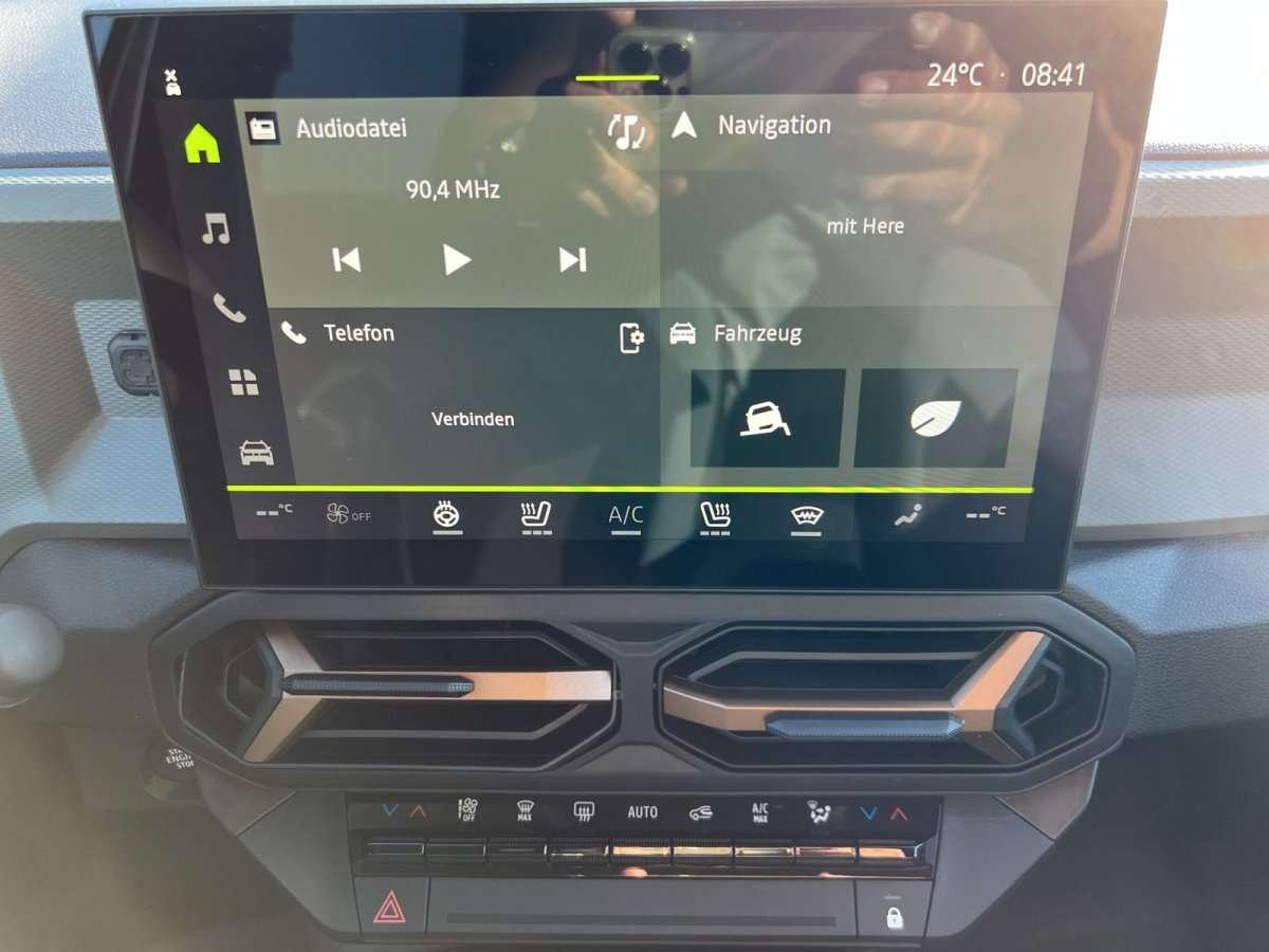 Fahrzeugbild eines Dacia Bigster