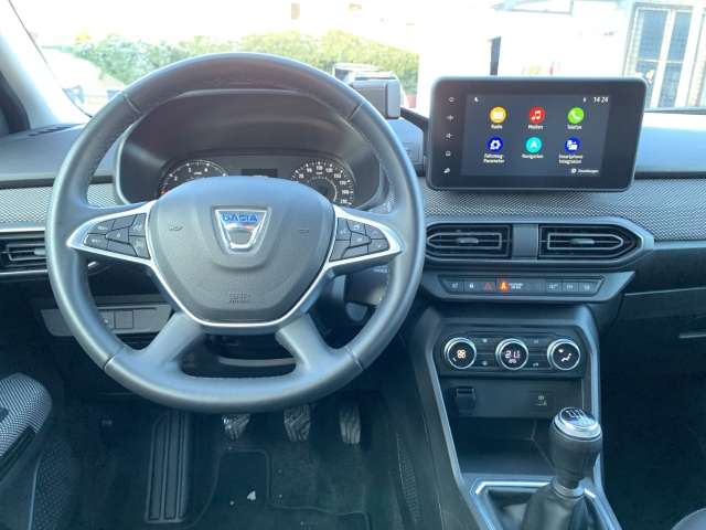 Fahrzeugbild eines Dacia Jogger