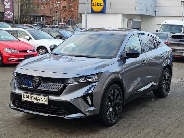 Fahrzeugbild eines Renault Rafale