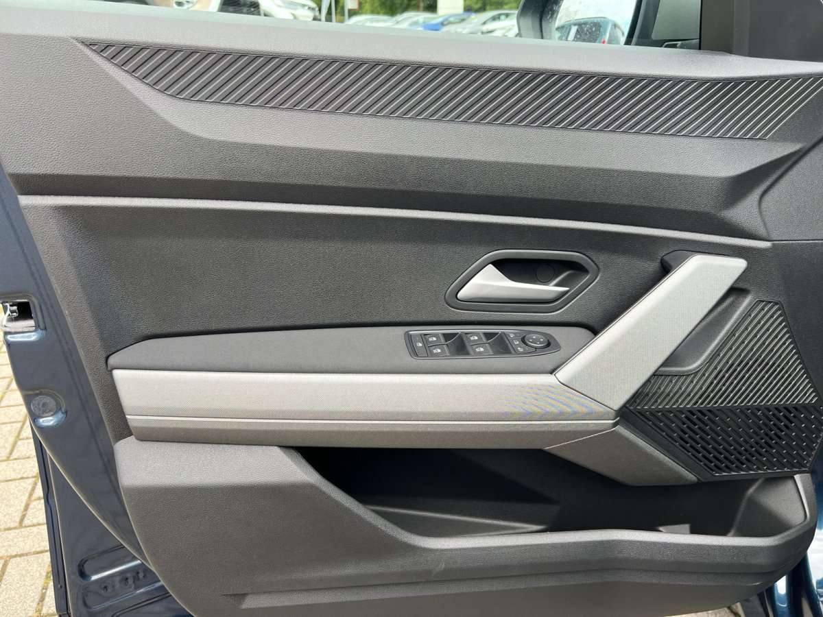 Fahrzeugbild eines Dacia Bigster