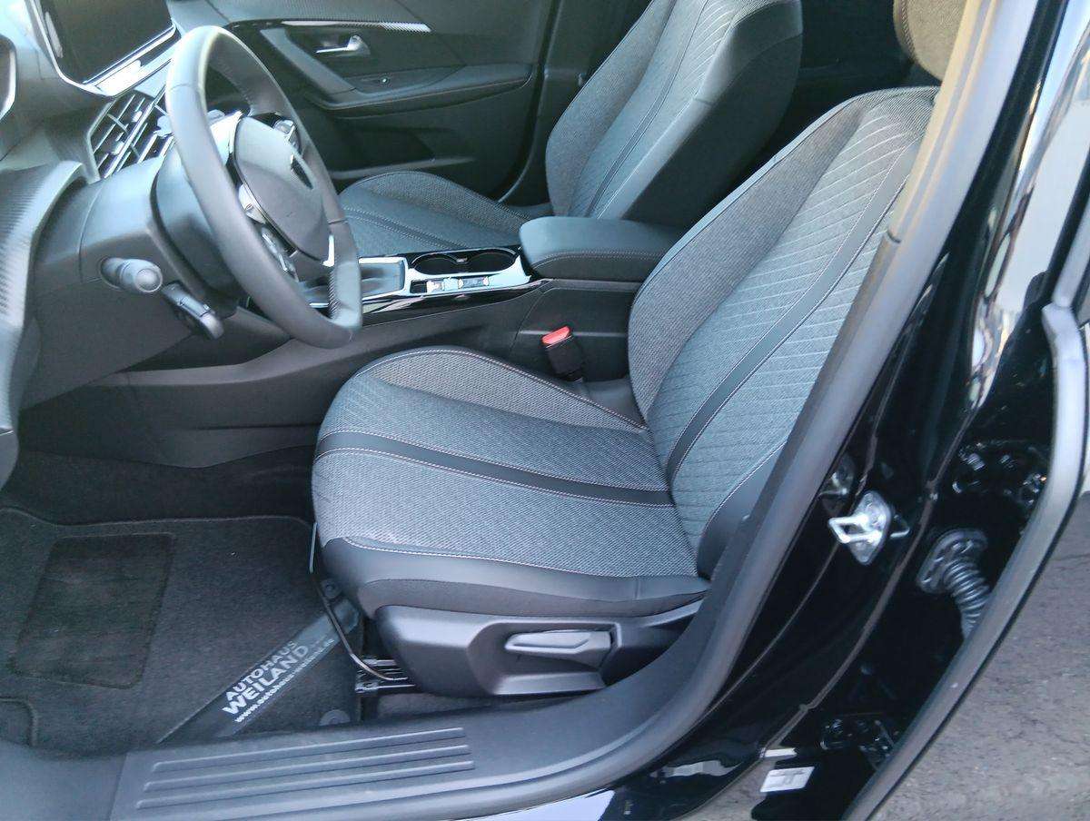 Fahrzeugbild eines Peugeot 2008