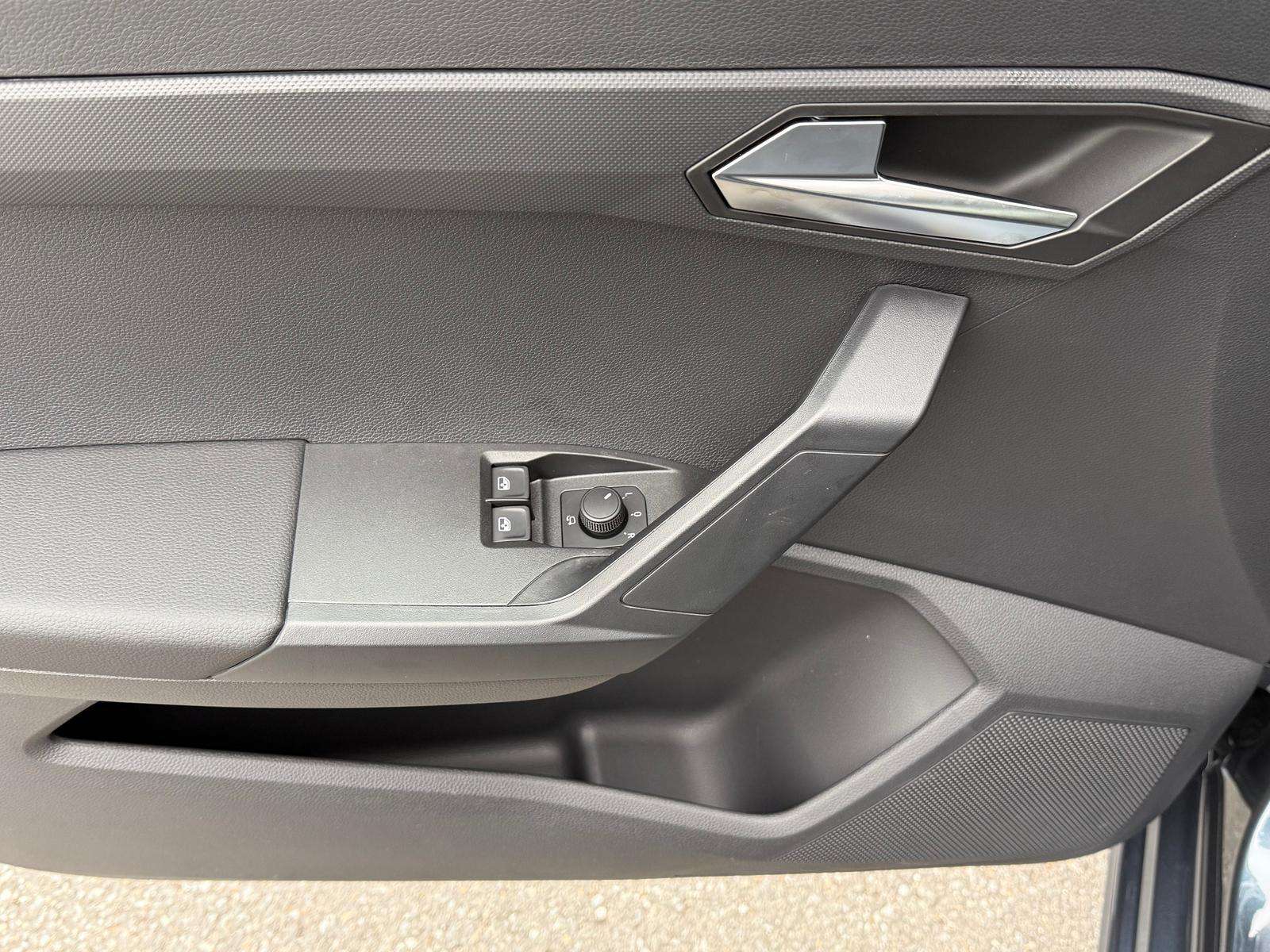 Fahrzeugbild eines SEAT Ibiza