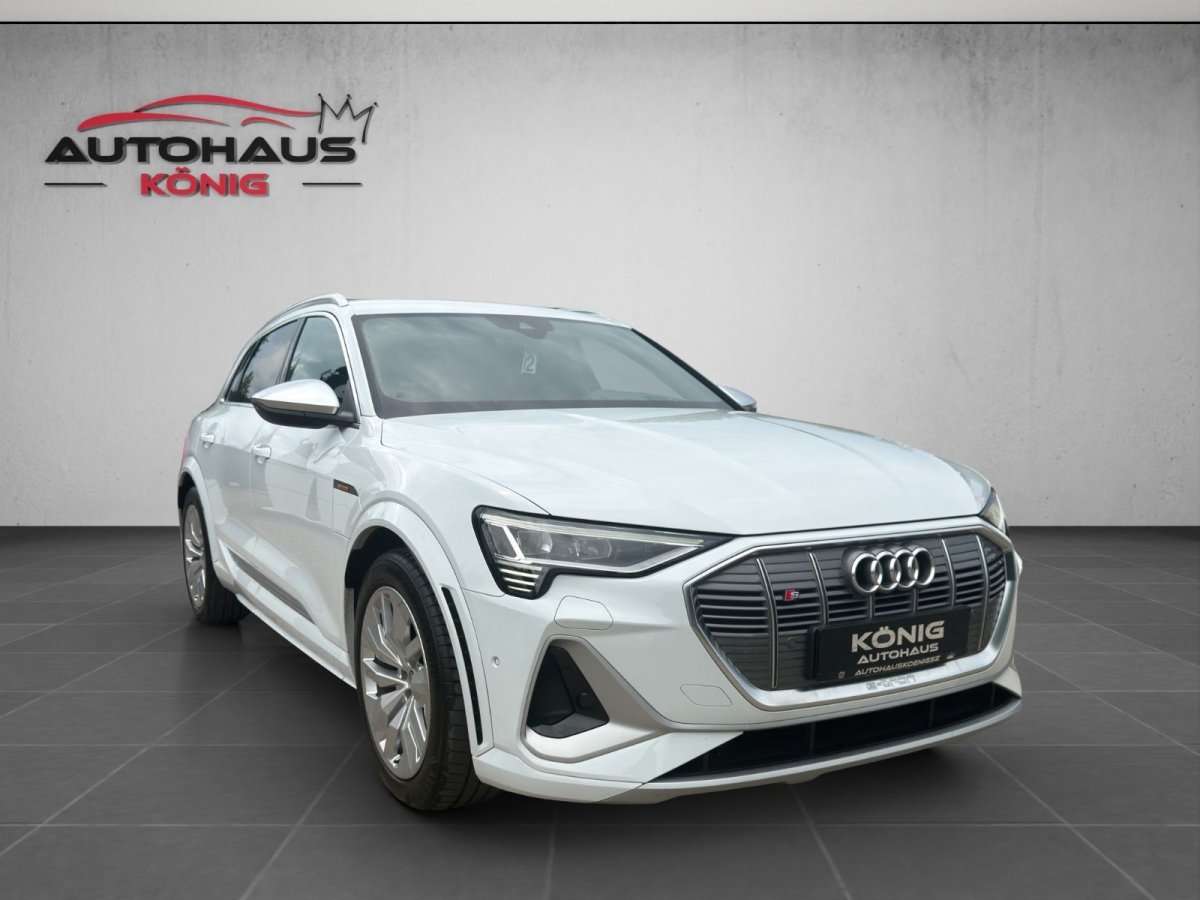 Fahrzeugbild eines Audi e-tron