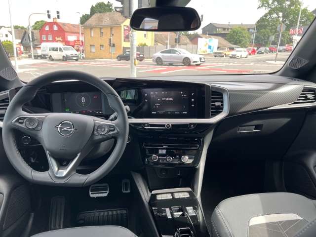 Fahrzeugbild eines Opel Mokka Electric