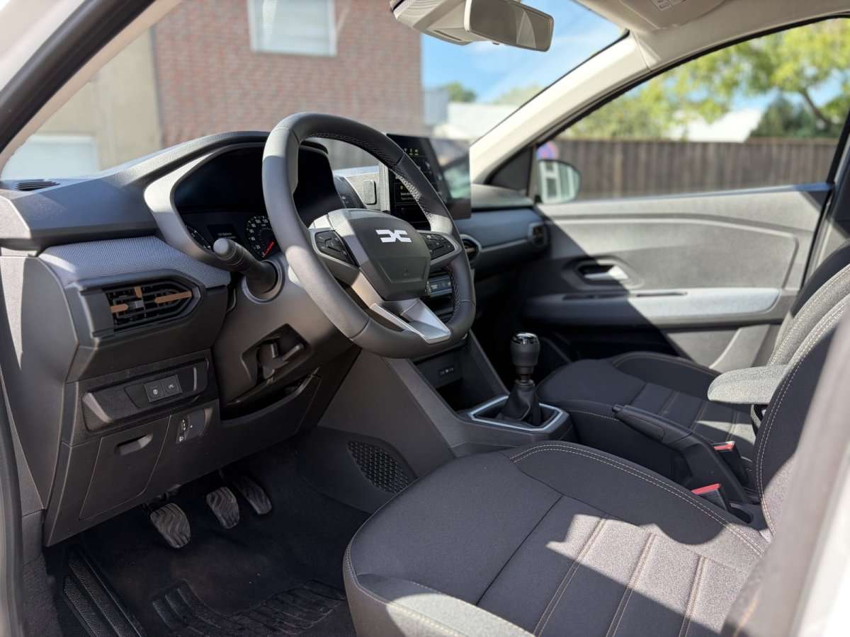 Fahrzeugbild eines Dacia Sandero