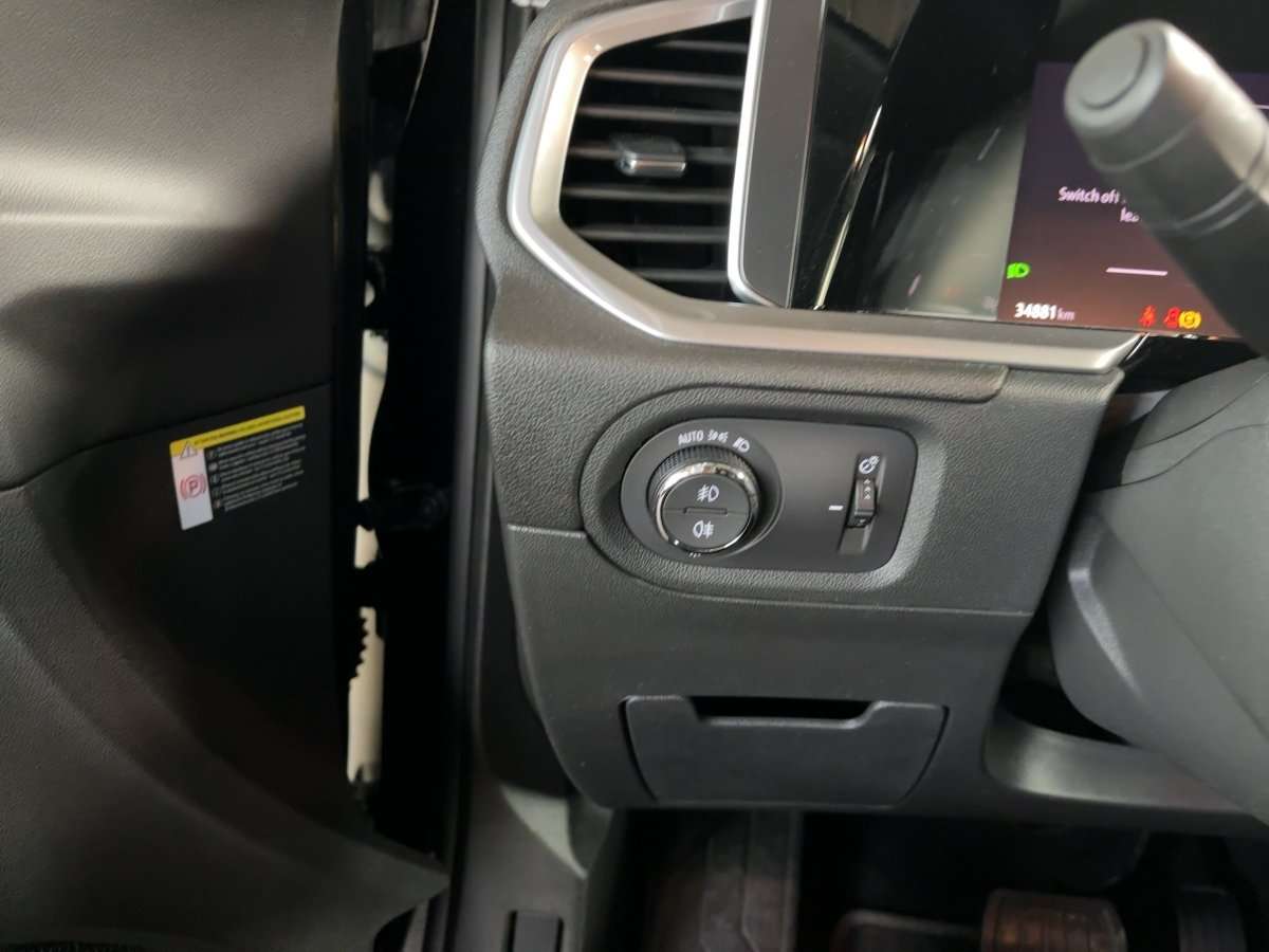 Fahrzeugbild eines Opel Grandland X
