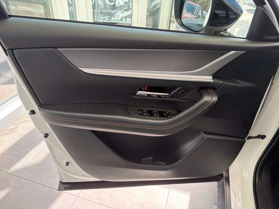 Fahrzeugbild eines Mazda CX-60