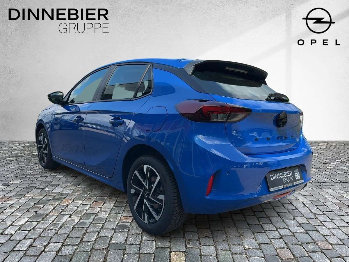 Fahrzeugbild eines Opel Corsa