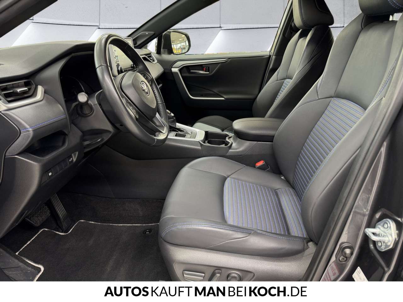 Fahrzeugbild eines Toyota RAV4