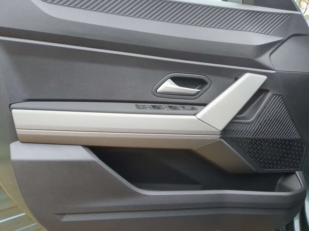 Fahrzeugbild eines Dacia Bigster