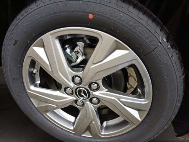 Fahrzeugbild eines Mazda Mazda2 Hybrid