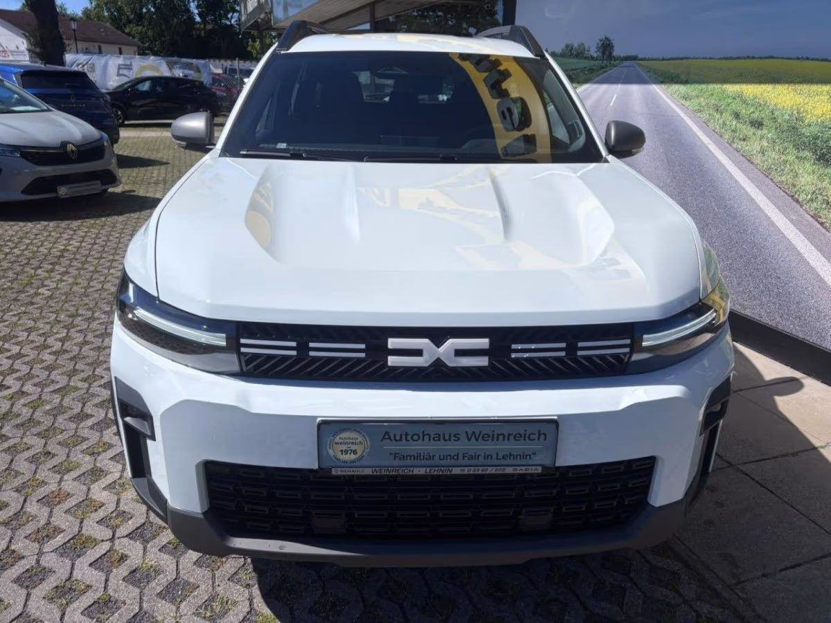 Fahrzeugbild eines Dacia Bigster