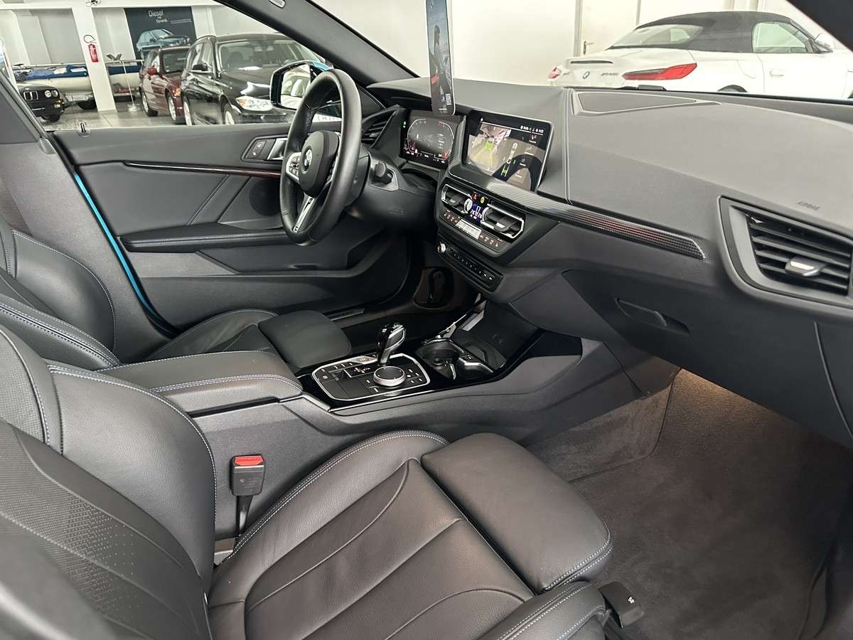 Fahrzeugbild eines BMW 2er-Reihe