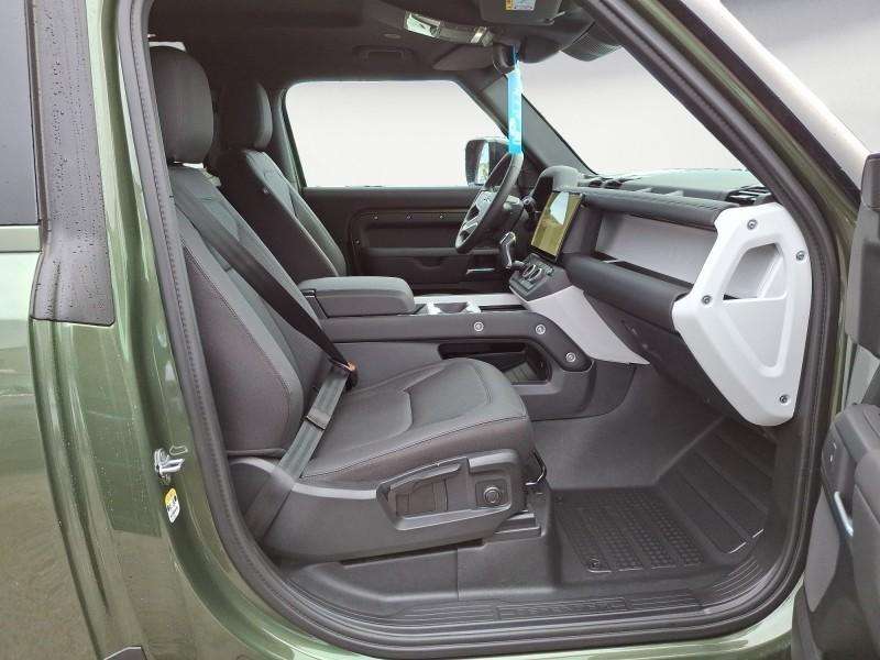 Fahrzeugbild eines Land Rover Defender