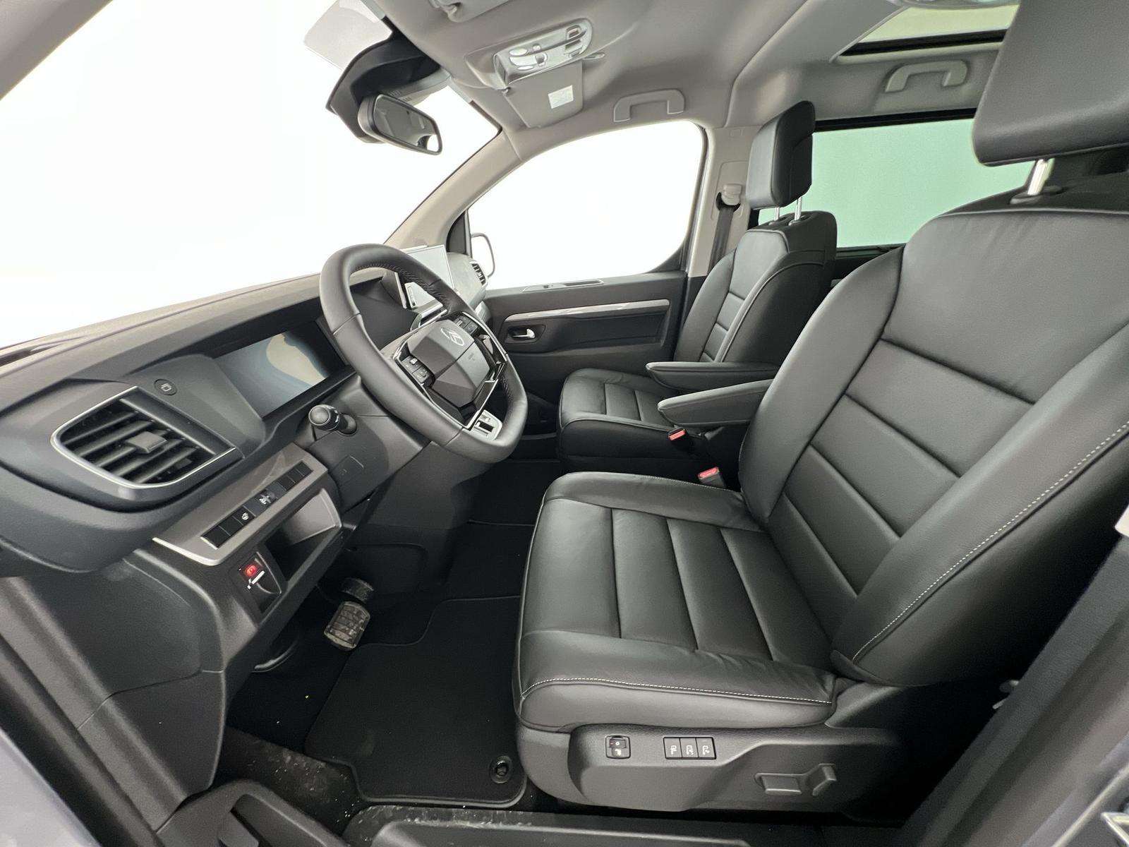 Fahrzeugbild eines Citroën SpaceTourer