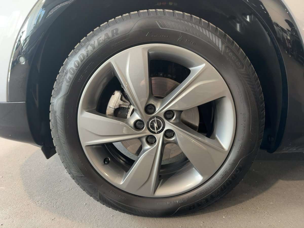 Fahrzeugbild eines Opel Grandland X