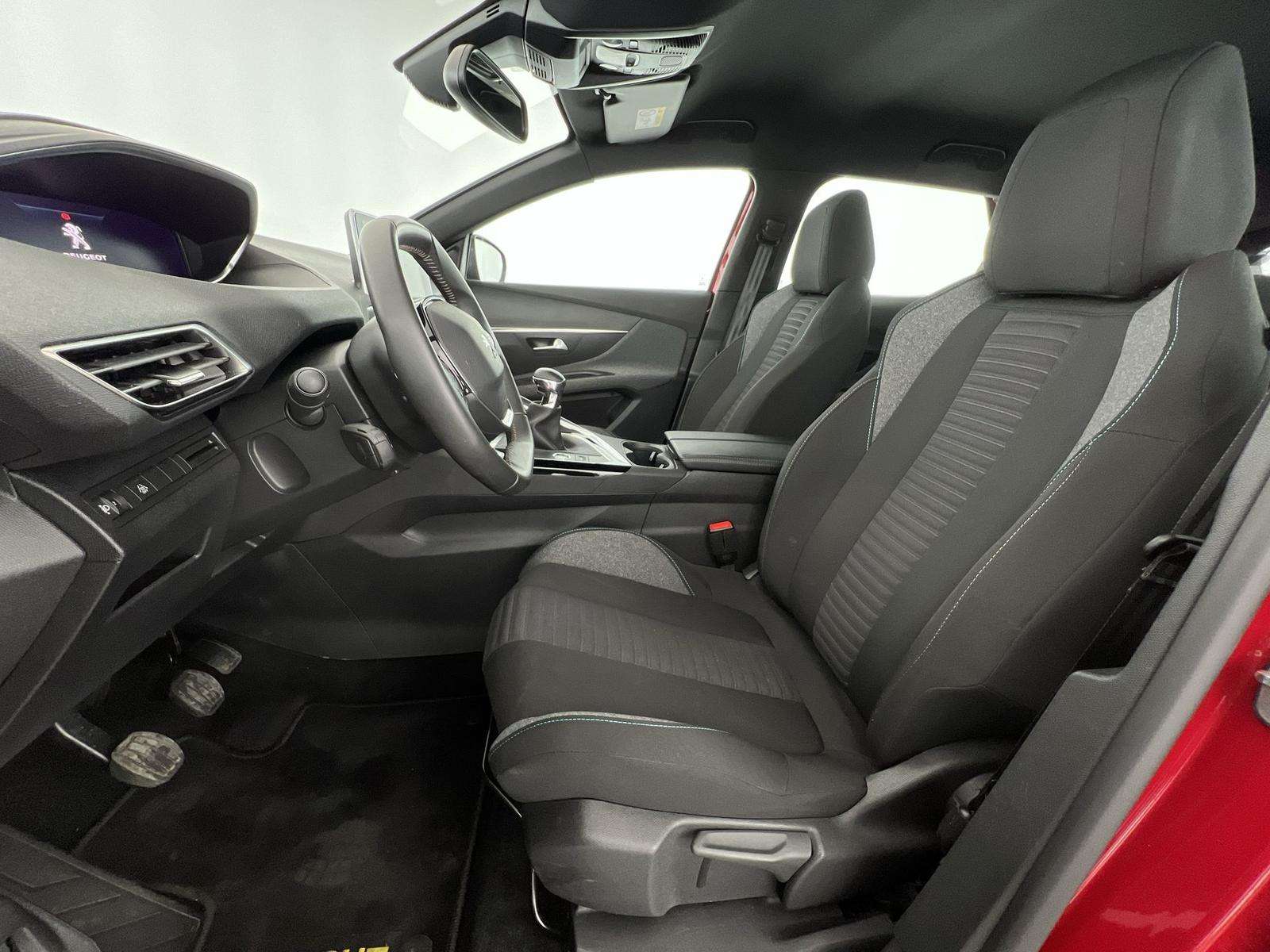 Fahrzeugbild eines Peugeot 3008