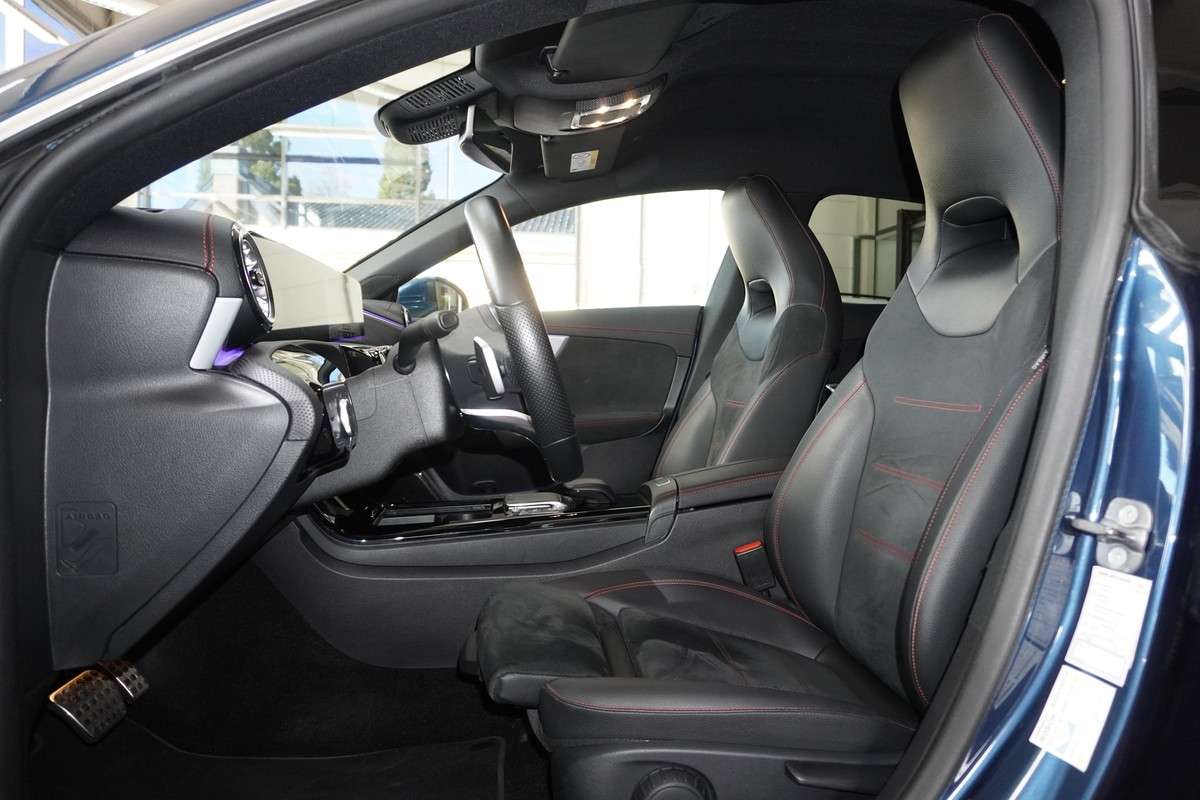 Fahrzeugbild eines Mercedes-Benz CLA