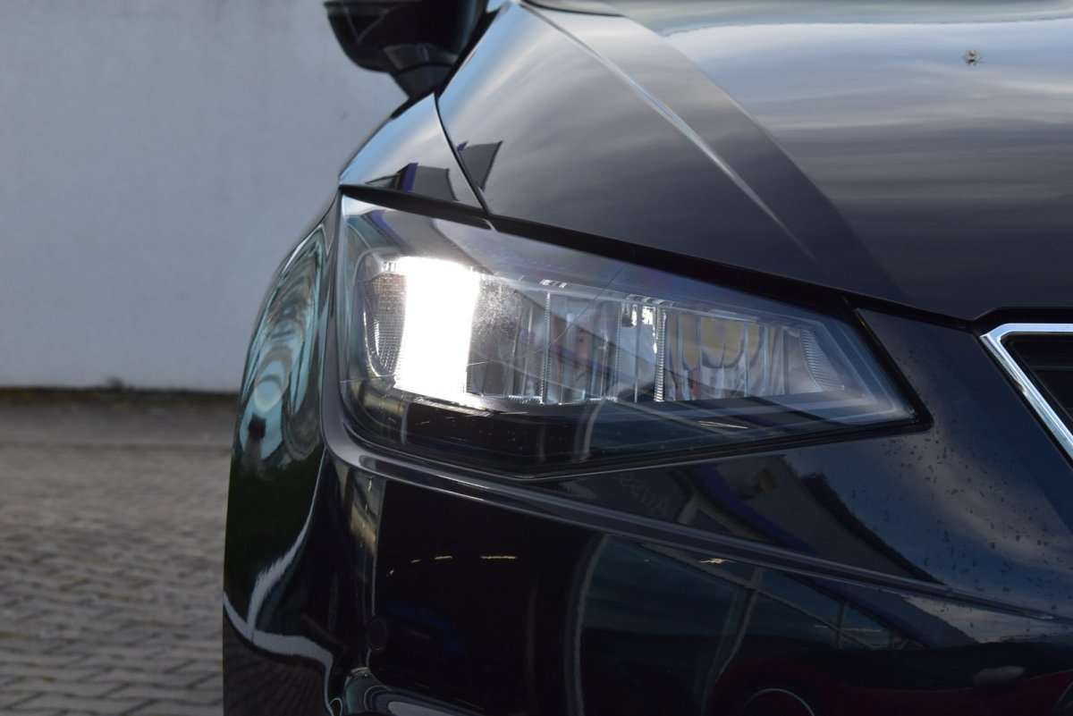 Fahrzeugbild eines SEAT Ibiza