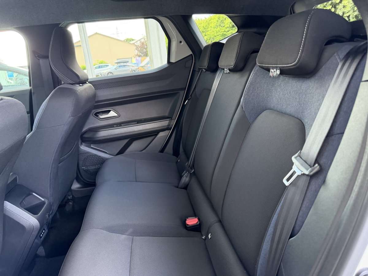 Fahrzeugbild eines Dacia Duster