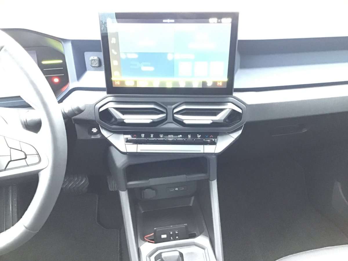 Fahrzeugbild eines Dacia Bigster